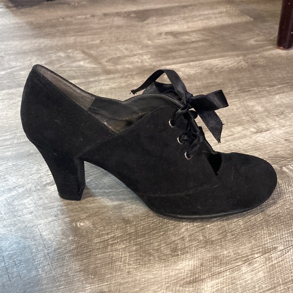 Black Bootie with Ribbon Detail - Picture 2 of 3